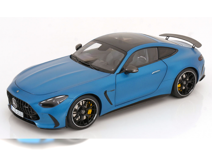 MERCEDES-BENZ AMG GT 63 4Matic+, matt turquoise-blue