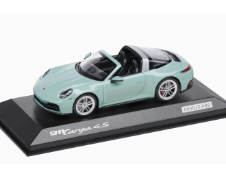 PORSCHE 911 992-2 Targa 4S Cabriolet Open (2024), shade green metallic