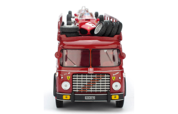 FIAT 642 RN Bartoletti Ferrari race transporter with 3 Sharknose modelcars (1961)