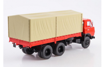 Камский грузовик Э5320 бортовой, красный