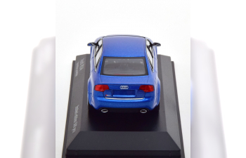 AUDI RS4 Limousine 2004, blue metallic