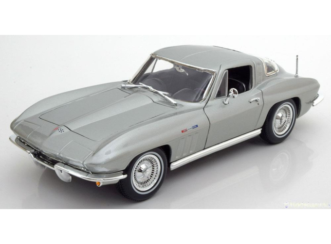 CHEVROLET Corvette Coupe 2-door (1965), silver