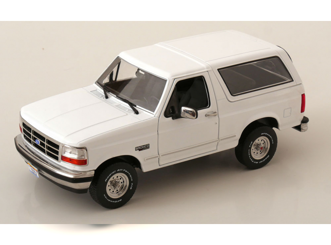 FORD Bronco XLT (1993), white