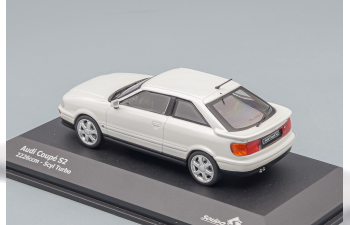 AUDI S2 Coupe (1992), white metallic