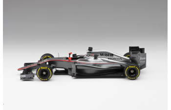 Сборная модель Спортивный автомобиль McLAREN HONDA - EARLY SEASON MP4-30 2015