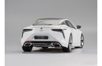 LEXUS LC500, white