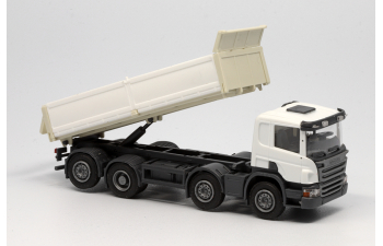 SCANIA P 8х2 самосвал с стальными бортами, белый/слоновая кость
