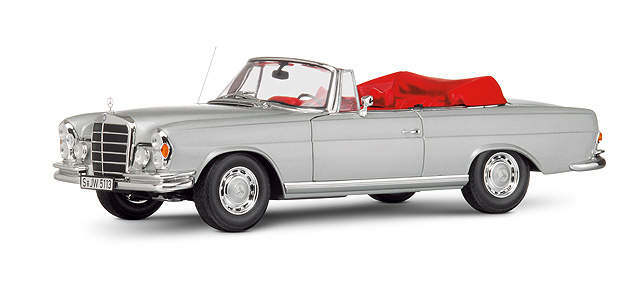 MERCEDES-BENZ 280 SE Convertible (W111), silver