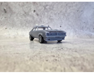Сборная модель Ford Falcon из фильма Mad Max 1 1979 года (Interceptor)