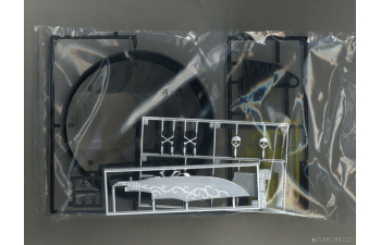 Сборная модель TV SERIES Space Pirate Battleship Arcadia Third Ship Captain Harlock