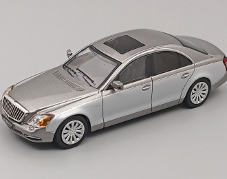 MAYBACH 57S W240 (2010), grey / silver