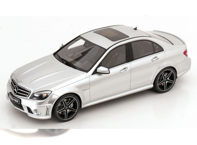 MERCEDES-BENZ C63 AMG (2008), silver-metallic