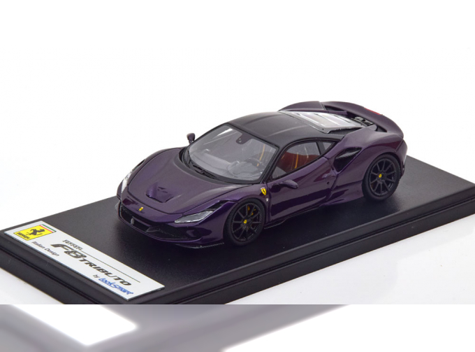 FERRARI F8 Tributo (2019), violett-metallic