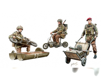 Сборная модель WWII British Paratroops In Action Set B