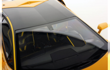 LAMBORGHINI Centenario, yellow