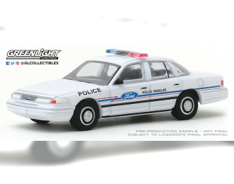 FORD Crown Victoria Police Interceptor "Ford Police Vehicles Show Car" 1993