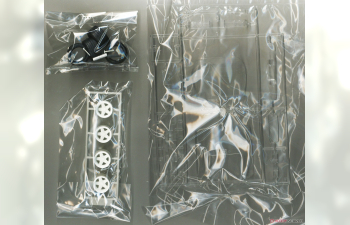 Сборная модель Savannah RX-7 FC3S Late Type (High Society Car Version)