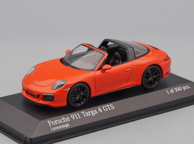 PORSCHE 911 (991.2) Targa 4GTS (2017), orange