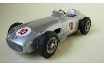 MERCEDES-BENZ W196 No 10 World Champion, Fangio (1954)