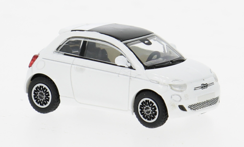 FIAT 500e (2022), white
