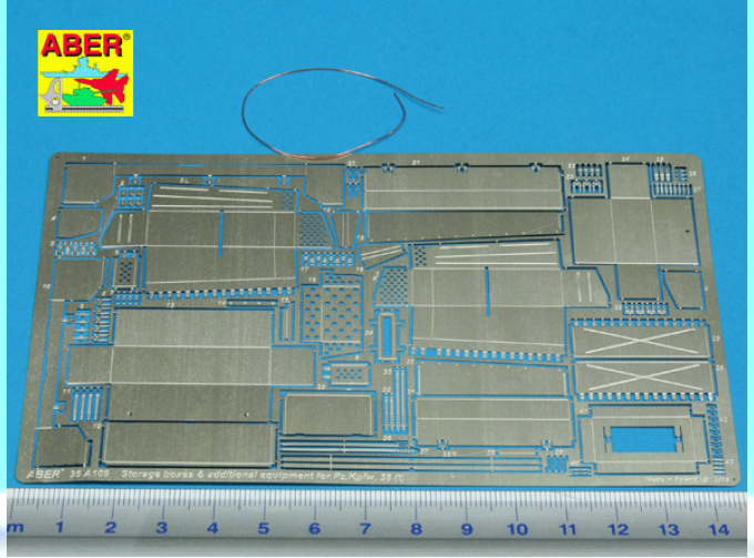 Storage boxes and additional equipment for german tank Pz.Kpfw. 38 (t)