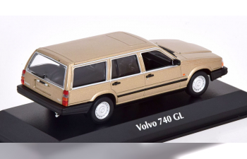 VOLVO 740 GL Break (1986), light gold