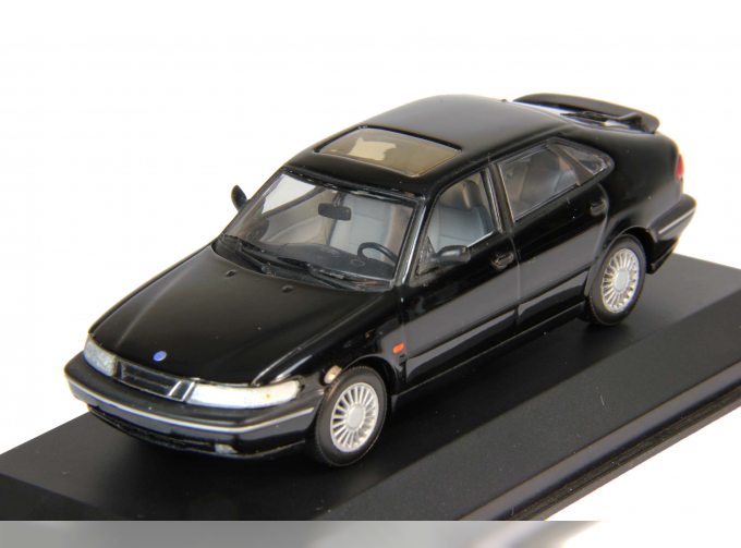 SAAB 900 Saloon (1995), black