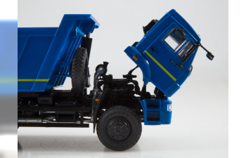 Камский грузовик 6522 самосвал, синий