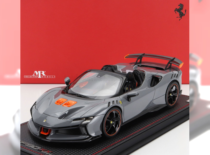 FERRARI Sf90 Xx Stradale Spider (2024) - Con Vetrina - With Showcase, Grigio Nardo - Grey Orange Black