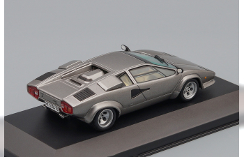 LAMBORGHINI Countach LP 5000 Quattrovalvole 1988, silver