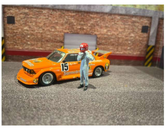 Фигурка Ники Лауда