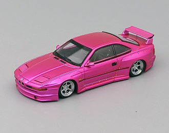 BMW 850CSi E31 Coupe WideBody Sport, brilliant lila metallic