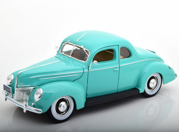 FORD Deluxe 2-door (1939), torquoise