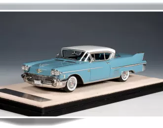 CADILLAC Coupe Deville (1958), Somerset Blue with Alpine White