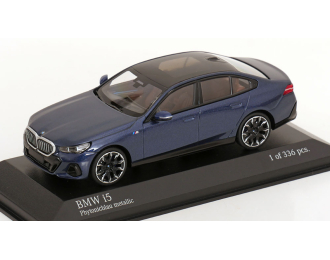 BMW i5 G60 Saloon (2024), blue metallic