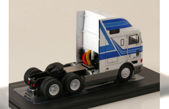 INTERNATIONAL Eagle Cabover Tractor Truck 3-assi (1995), White Blue