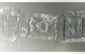 Сборная модель Nissan S30 Fairlady Z Custom, red