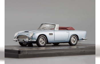 ASTON MARTIN DB5 Cabriolet (1964), metallic light blue