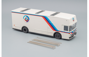 MERCEDES-BENZ Renntransporter BMW, white