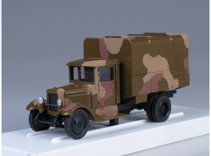 ЗИS-5 Военный грузовик (с тентом), камуфляж