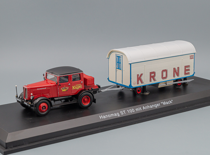 Hanomag ST100 with Mack trailer Cirkus Krone