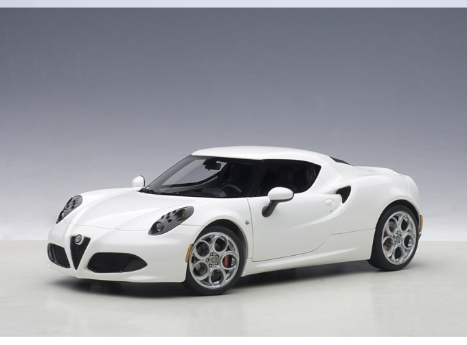 ALFA ROMEO 4C 2013 (glossy white)