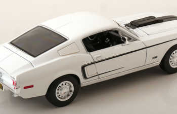 FORD Mustang GT Cobra Jet (1968), белый