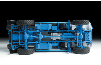 Сборная модель Российский гоночный грузовик 4х4 КАМАЗ 43509