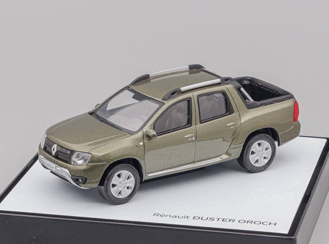 RENAULT Duster Oroch (2015), dark green-metallic