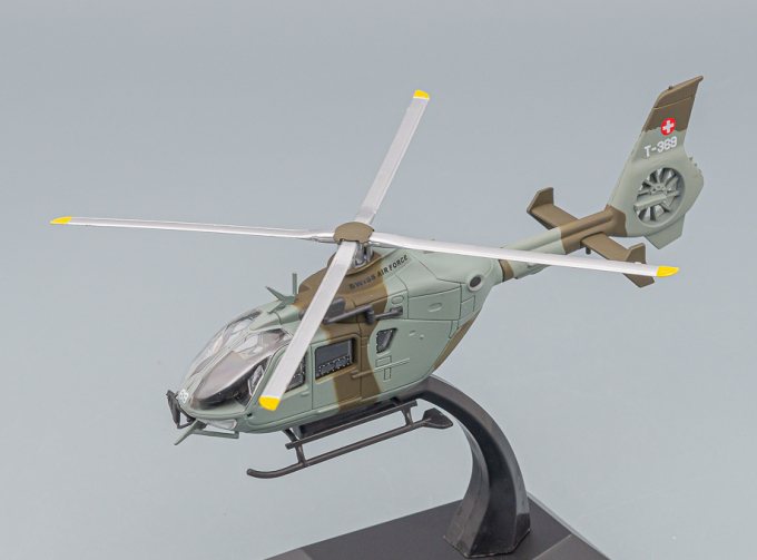 EUROCOPTER EC635 из серии Военные Вертолеты