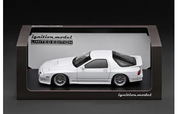 MAZDA Savanna RX-7 Infini (FC3S) with 13B Engine, white