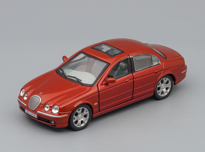 JAGUAR S-Type, red metallic