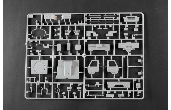 Сборная модель M1078A1P2  2.5 Ton LMTV Cargo Truck