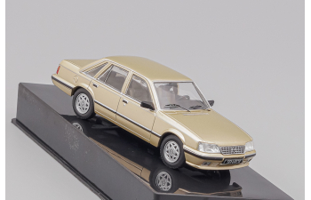 OPEL Senator A2 (1983), gold metallic